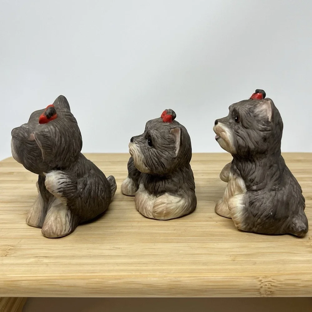 3 Homco Porcelain Terriers Dog‎ figurines #1475 Vintage 1970's Red Bow Puppy